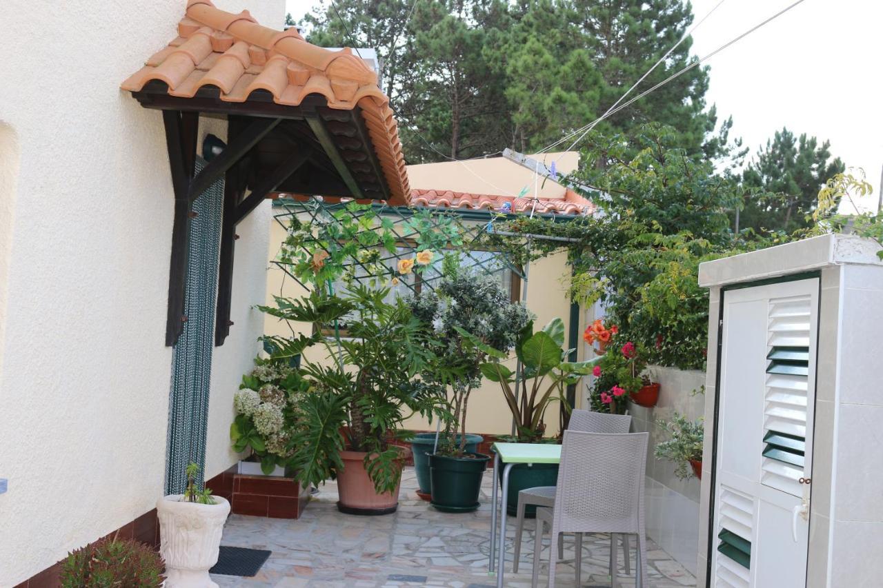 Vivenda Barroso Apartment Nazare Exterior photo