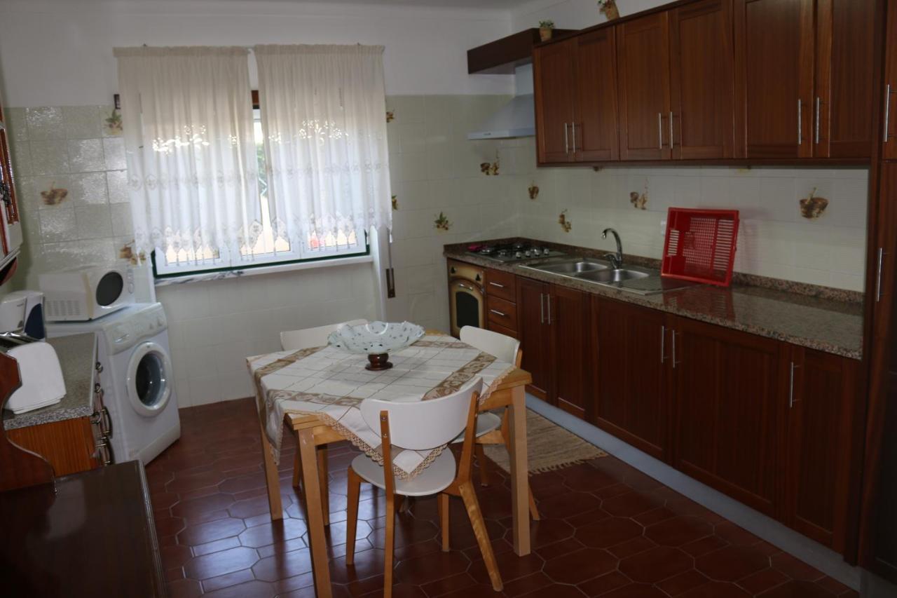 Vivenda Barroso Apartment Nazare Exterior photo