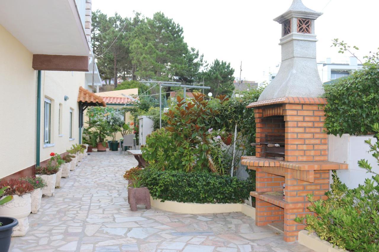 Vivenda Barroso Apartment Nazare Exterior photo